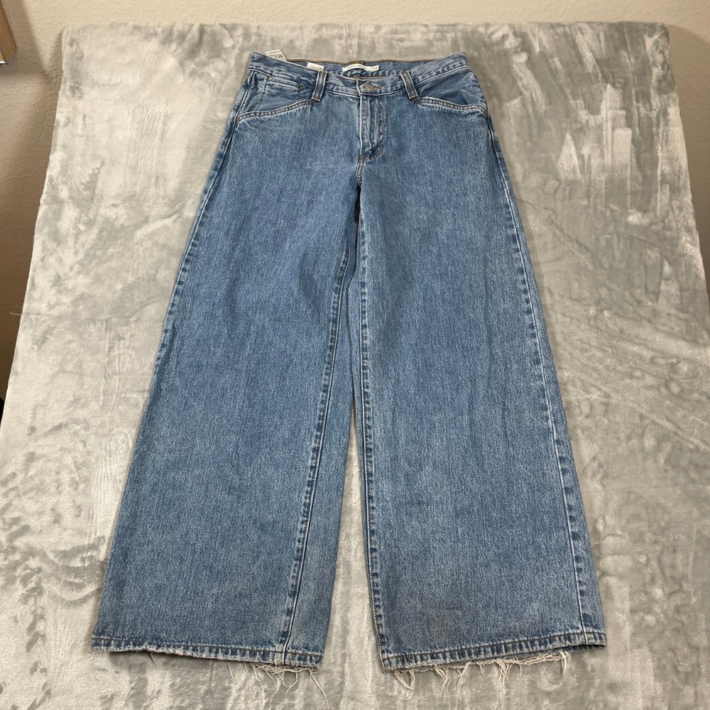 Levis 94 Baggy Wide Leg Jeans Womens 28 Medium Wash Blue Raw Hem A5929-0002